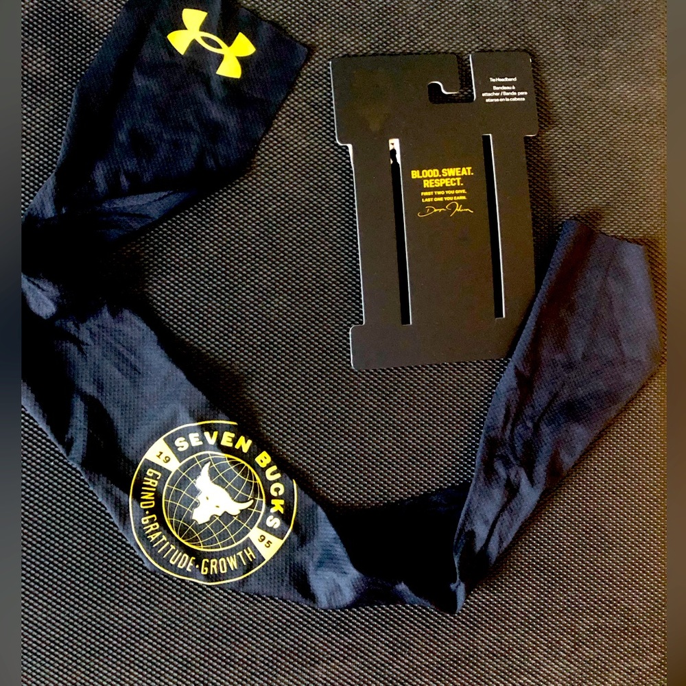 Dwayne Johnson “the rock” tie on headband